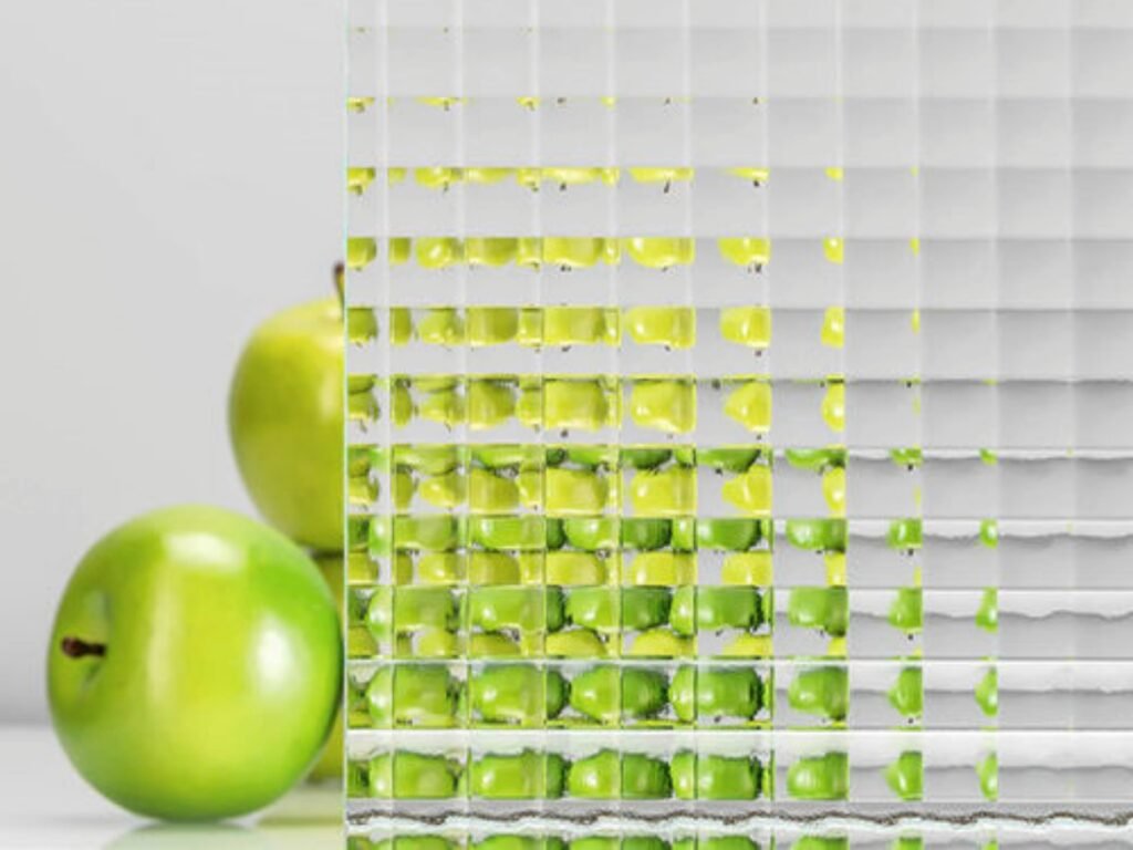 Cross reed glass