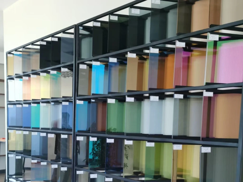 Colored laminated glass sample room