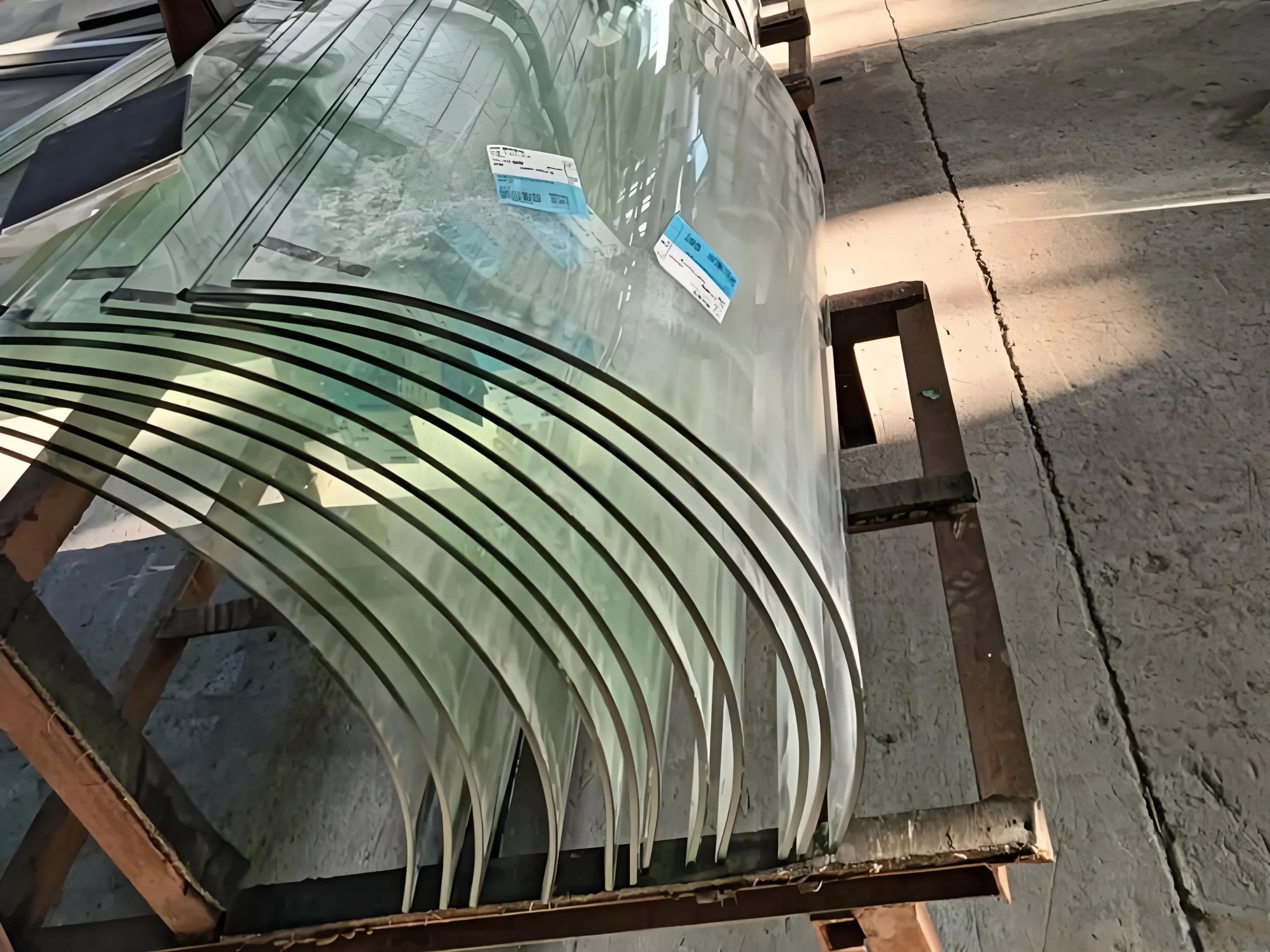 8mm thick bathroom corner glass