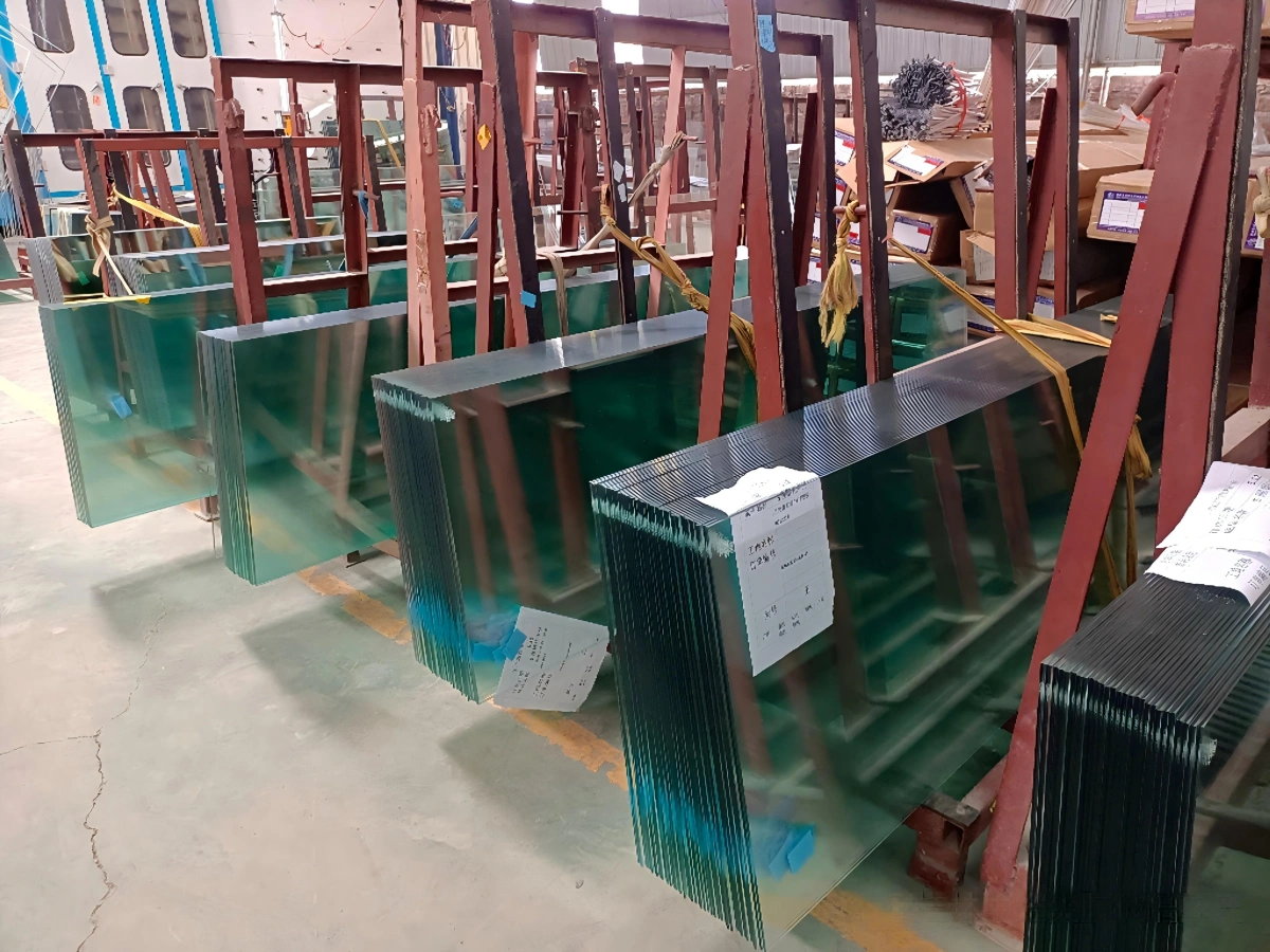 tempered glass and laminated glass wall
