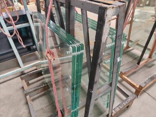 8+8mm Laminated Glass and Toughened Glass 8+8mm Laminated Glass and Toughened Glass