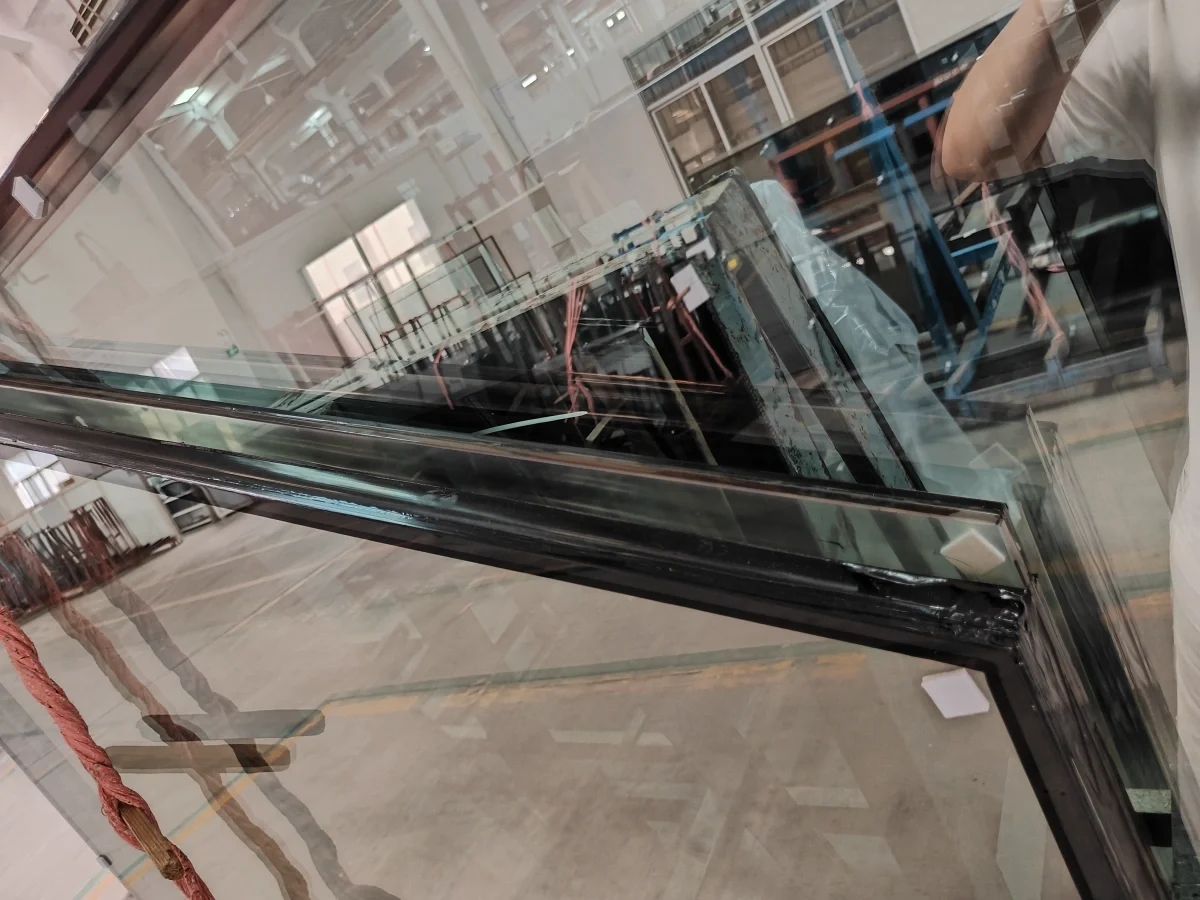 Shaped Low E Laminated Tempered IGUs Shaped Low E Laminated Tempered IGUs